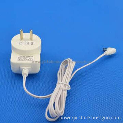 Top Quality UK Plug Wall Charger for iPhone, 7.5W Maximum Power